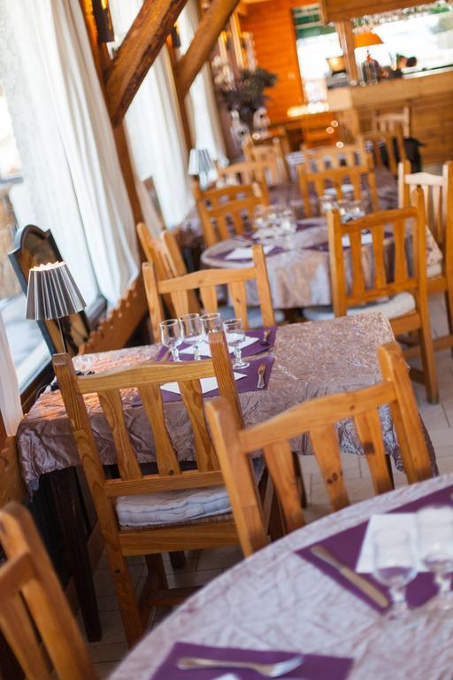 Hotel Restaurant La Darbella Les Rousses Eksteriør billede