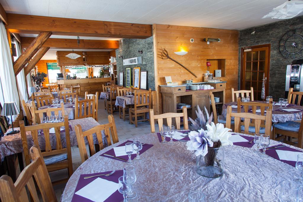 Hotel Restaurant La Darbella Les Rousses Eksteriør billede