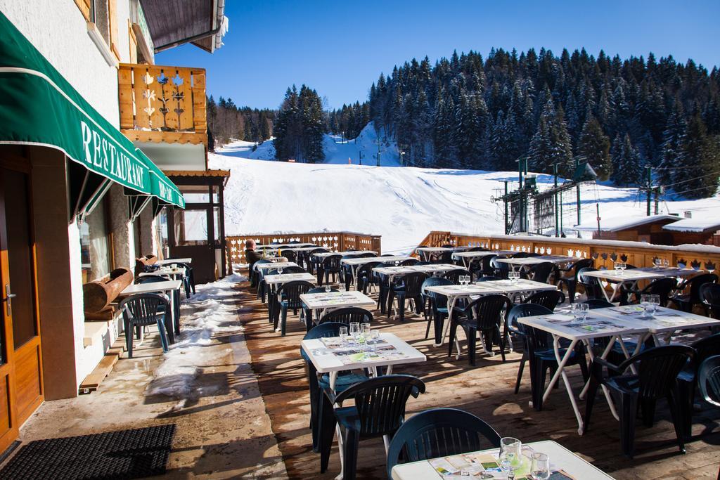 Hotel Restaurant La Darbella Les Rousses Eksteriør billede